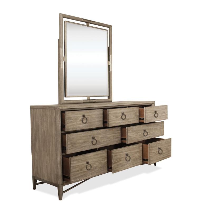 Sophie Dresser