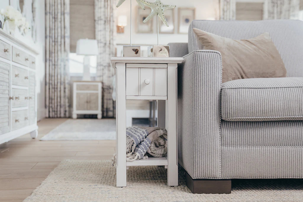 Monaco | Chairside Table