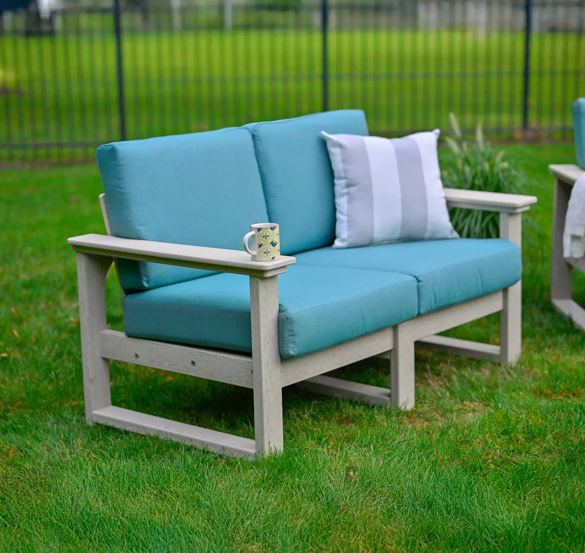 Lanai Deep Seated Love Seat – Durable, Stylish Outdoor Seating