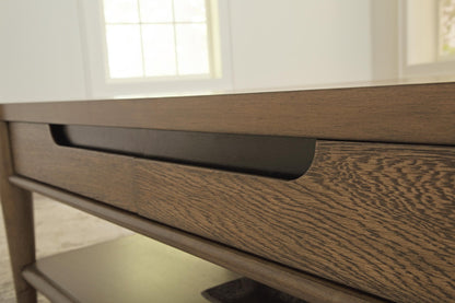Roanhowe Rectangular Cocktail Table