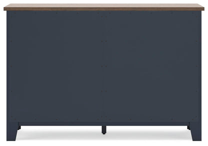 Landocken Dresser