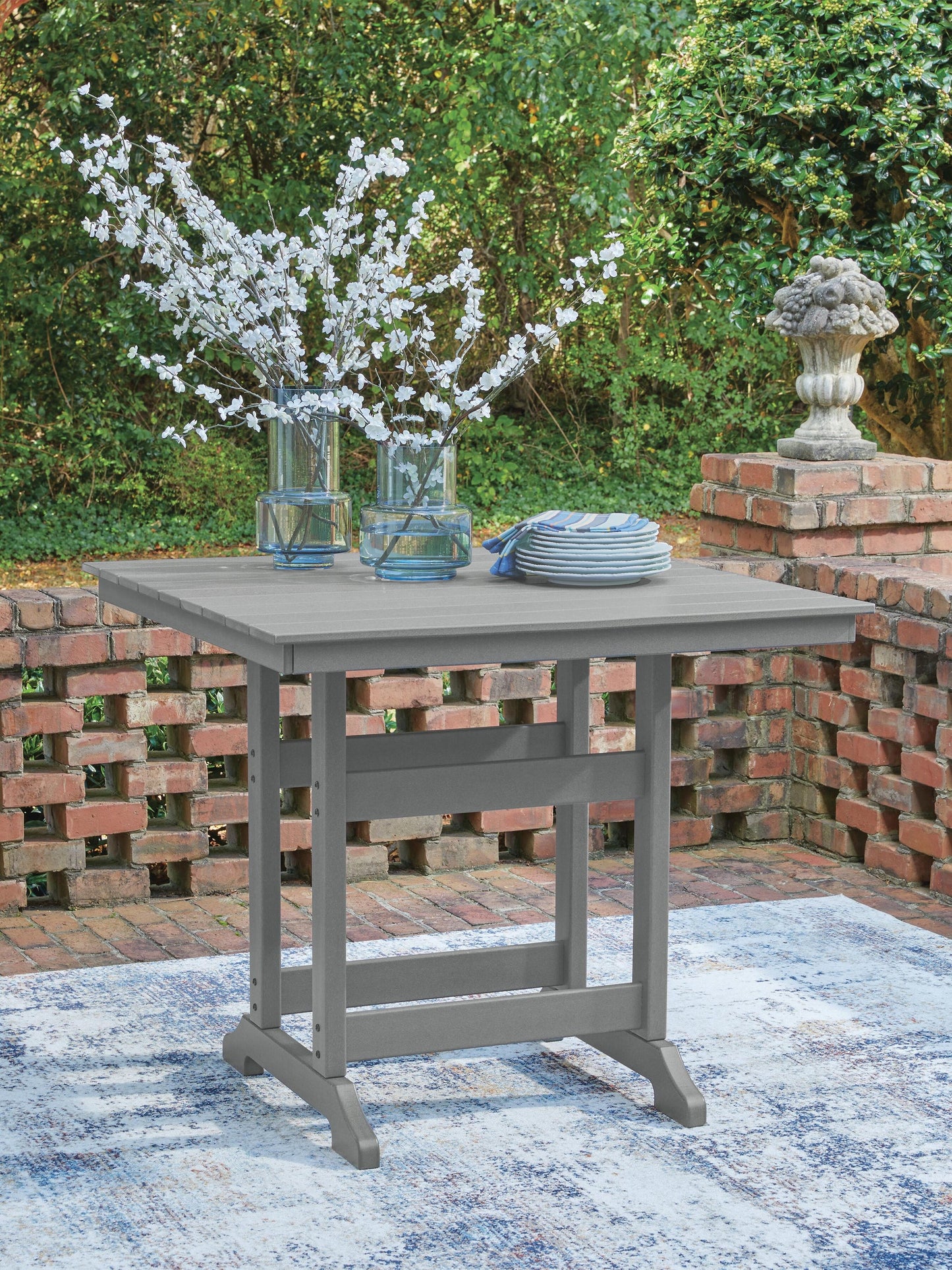 Sanctuary Beach Square Counter TBL w/UMB OPT