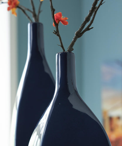Abtinson I/O Vase